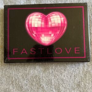 FASTLOVE Eyeshadow Design Palette